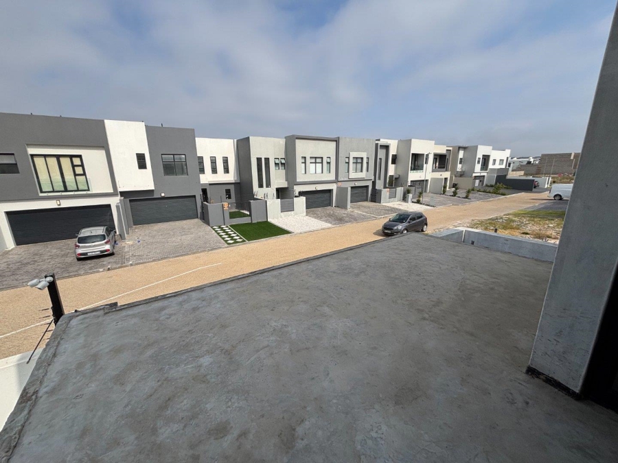 3 Bedroom Property for Sale in Sandown Western Cape